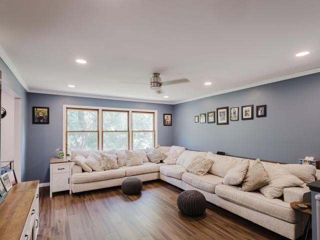 5654 Lacy Road
