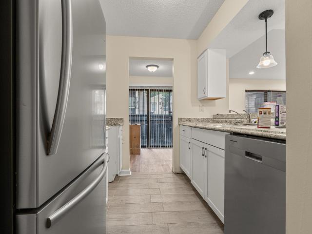 5655 encino cv