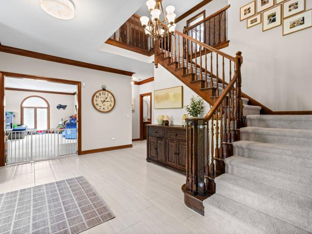 5657 Oakwood Circle