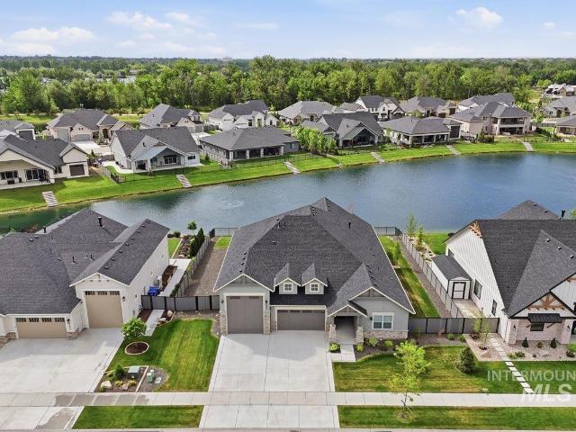 5657 W Polecat Dr