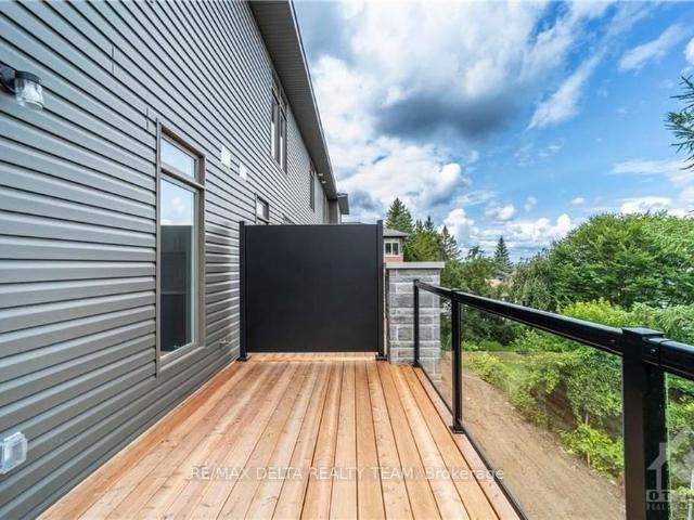 565 Halo Private, Ottawa