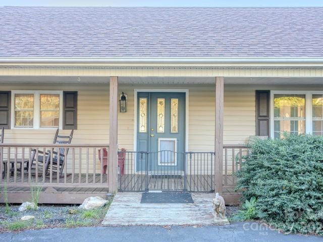 565 Overlook Dr, Spruce Pine, NC 28777 | MLS #4308