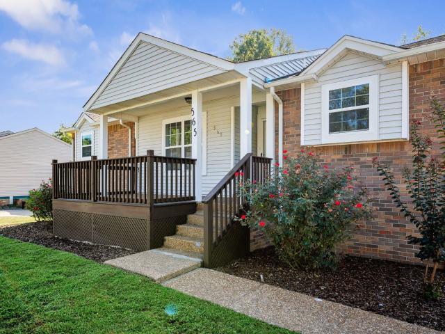 565 Michele Dr
