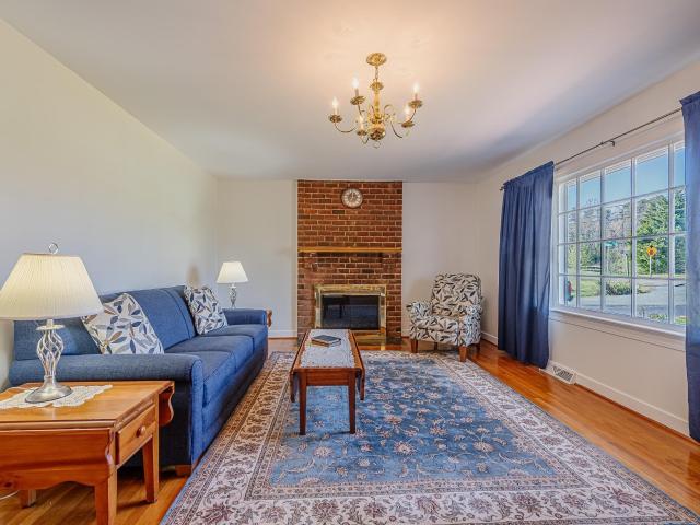 565 stagecoach rd