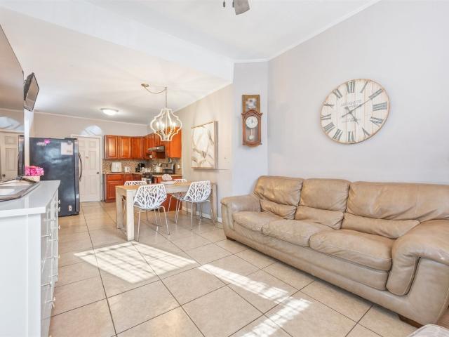 565 Union Street, Unit 1