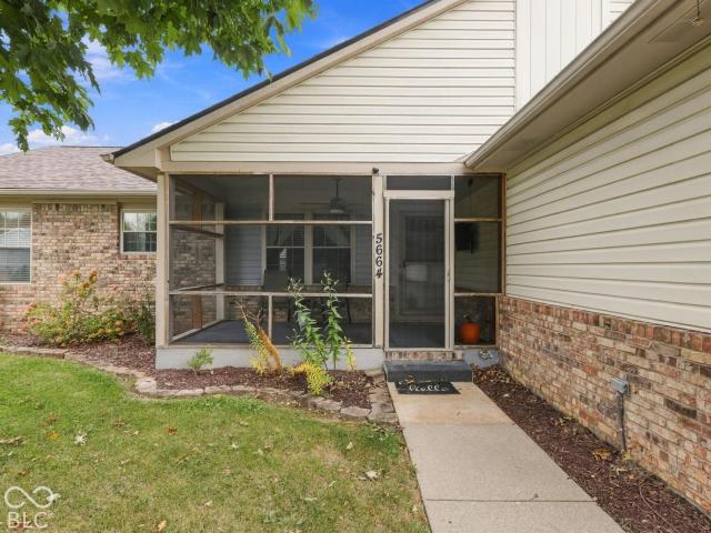 5664 Pine Knoll Boulevard