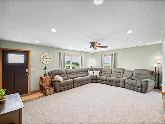 5666 W County Rd 950 N