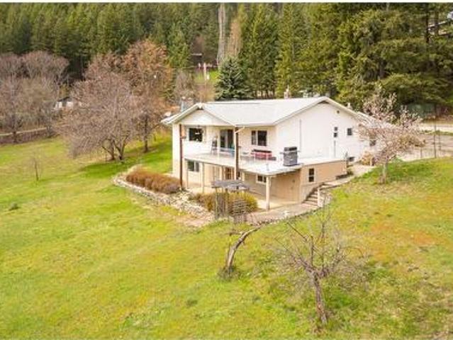 5660 Cory Road, Wynndel, BC, V0B 2N1 house for sale | Listing ID 10384 | Royal LePage