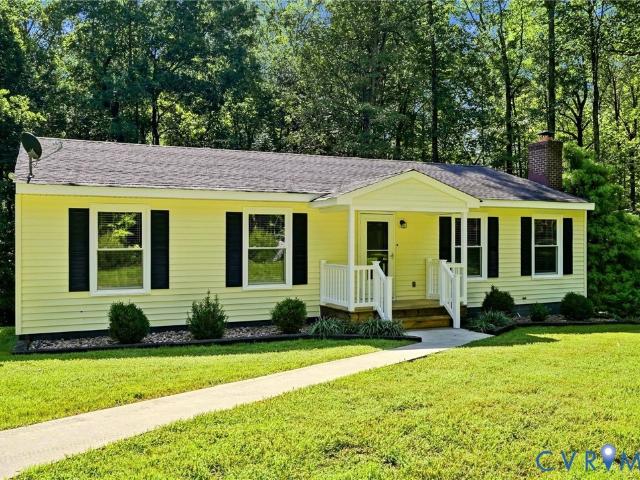 5660 Lakeside Loop