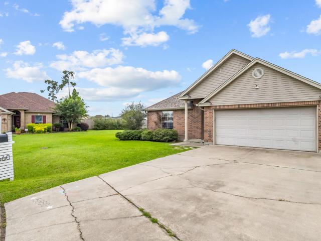 5660 S Samantha Lane Lake