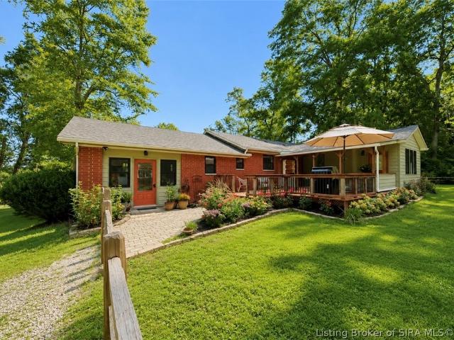 5661 E State Road 60