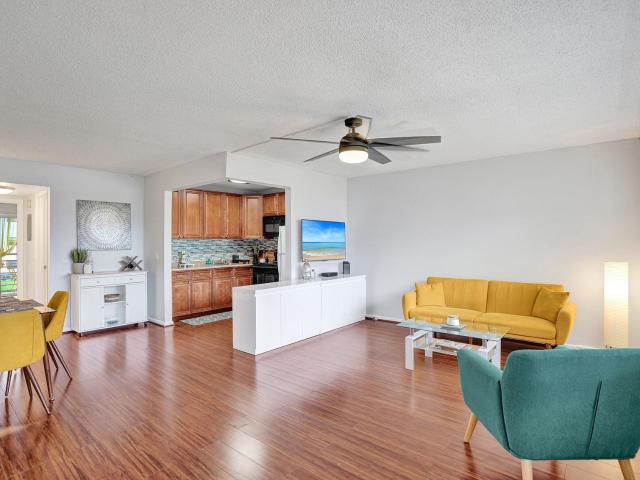 566 Fanshaw N, Boca Raton, US, FL