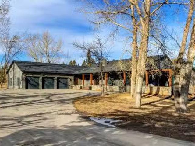 566 Pine Creek Ridge, Heritage Pointe, AB, T1S 3V9 house for.
