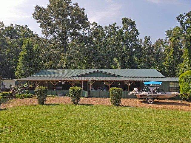 566 S Pine Ridge Cir, Water Valley, MS 38965
