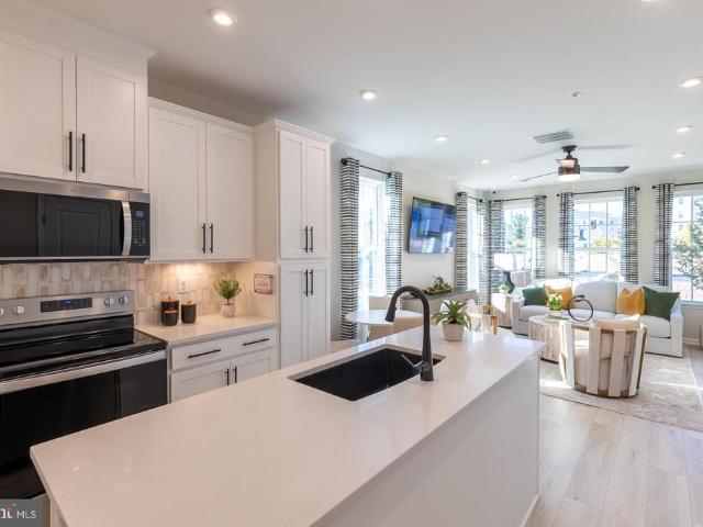 566 Quarry Place Court