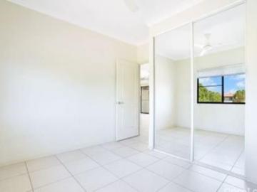 56/6 Wright Crescent, Gray