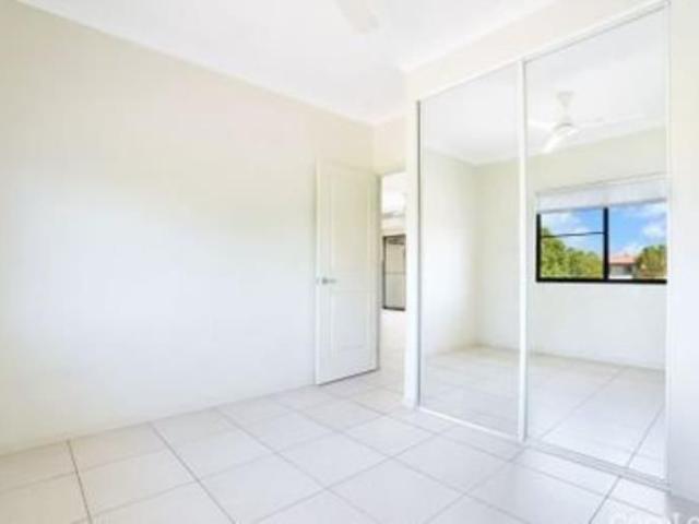 56/6 Wright Crescent, Gray