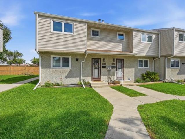 5677 Avenue Nw, Edmonton, AB, T5A 2H4 townhouse for sale | Listing ID E4508 | Royal LePage