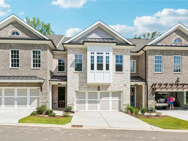 5679 Broad River View 438