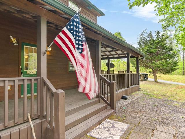 5670 Eagles Cove Rd