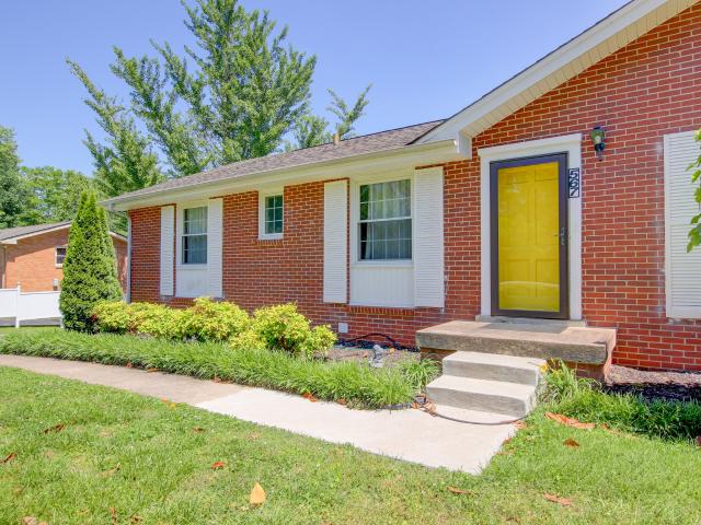 567 Chesterfield Dr