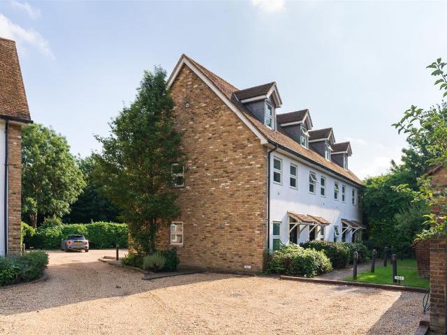 567 Bath Road, West Drayton UB7, Studio to rent, £1,000 pcm | PrimeLocation