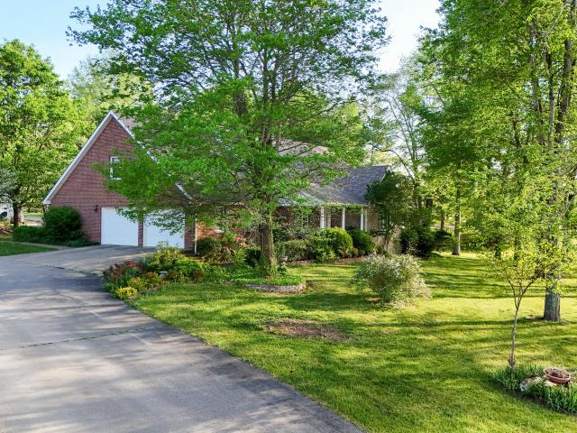 5686 Slate Lick Road