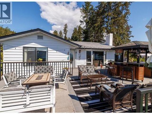5687 Somerset Avenue, Peachland, BC, V0H 1X4 house for sale | Listing ID 10385 | Royal LePage