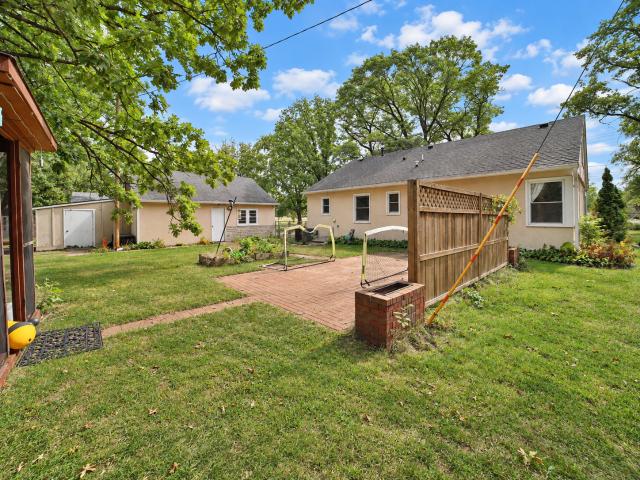 5688 Fairview Road