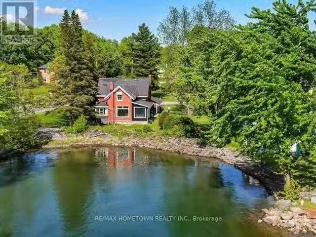 5680 Cherry Street, South Dundas, ON, K0C 1X0 house for leas.