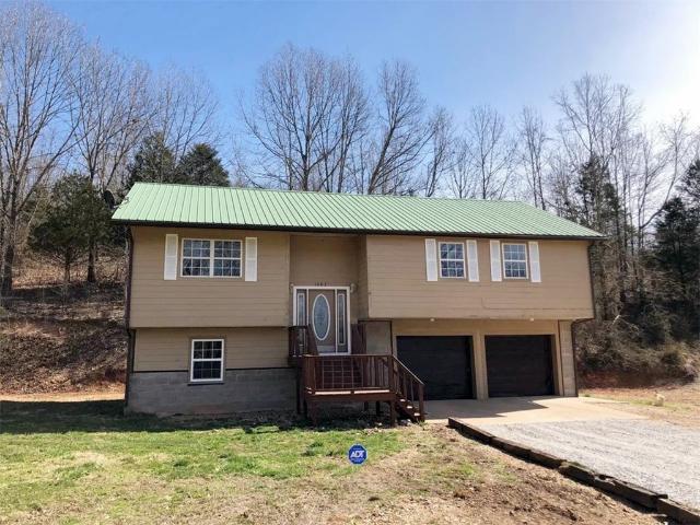 5682 Wade Road