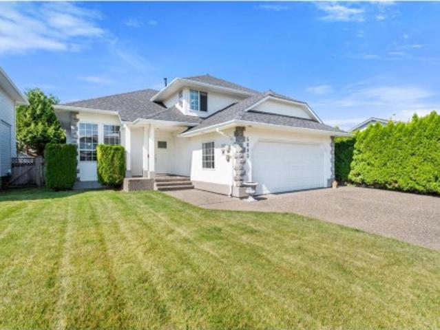 5683 Montesina Place, Chilliwack, BC, V2R 3N8 house for sale | Listing ID R3163 | Royal LePage