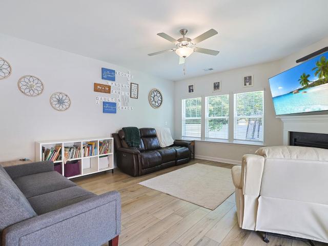 568 Canborough Lane