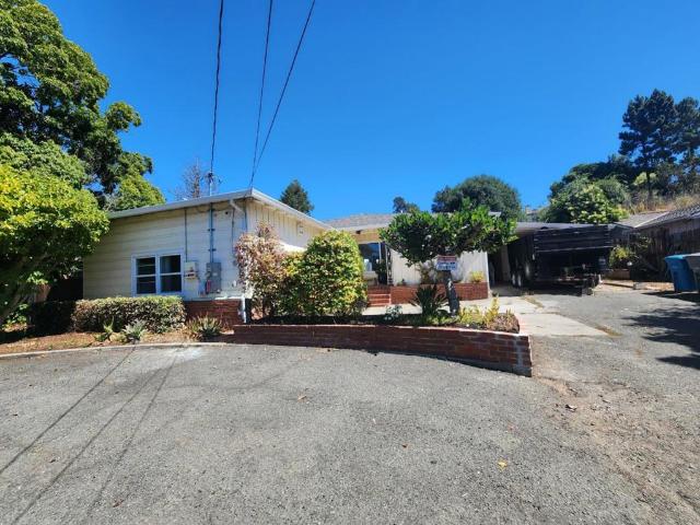 568 Admiral Callaghan Lane