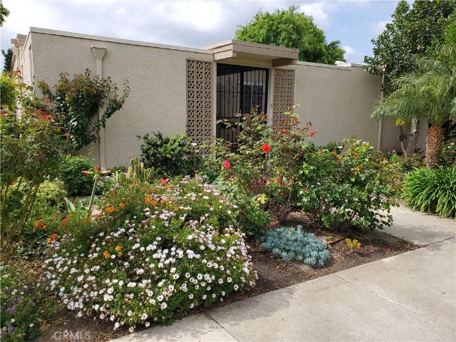 568 Avenida Sevilla, 2 beds, 2 full baths