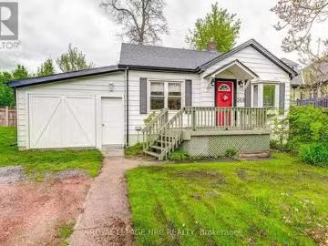 568 Mississagua Street, Niagara On The Lake Town, ON, L0S 1J.