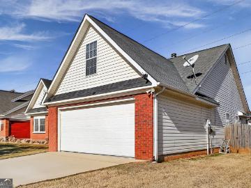 568 Ransom Way