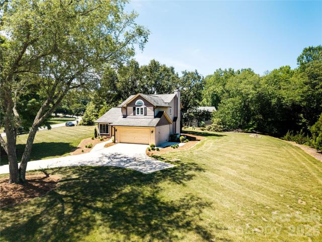 568 Wood Hollow Road