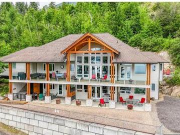 5694 Trans Canada Highway Nw, Salmon Arm, BC, V1E 3A2 house for sale | Listing ID 10391 | Royal LePage