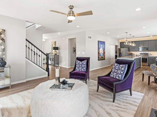 5699 Onyx Avenue