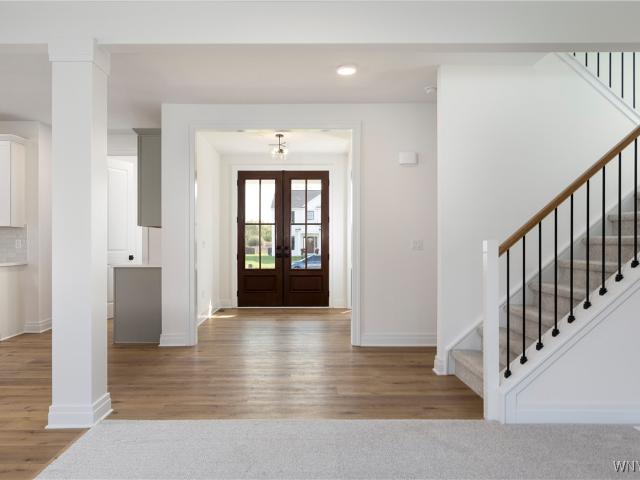 5693 Dorothy Cir, Clarence, NY 14032 | MLS #B1684