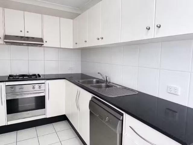 5/69 73 Lindsay Street, Hamilton Apartment for rent Listed by.