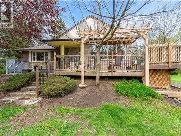 569 Crane Court, Burlington, ON, L7P 4Y8 house for sale | Listing ID 40843 | Royal LePage