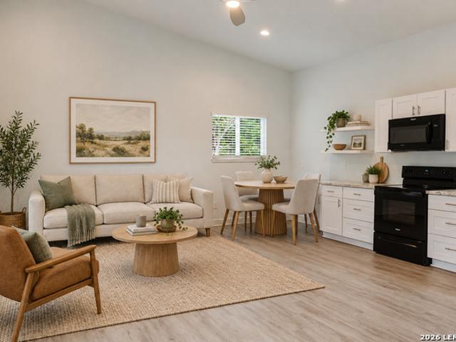 569 Ledgeview Dr