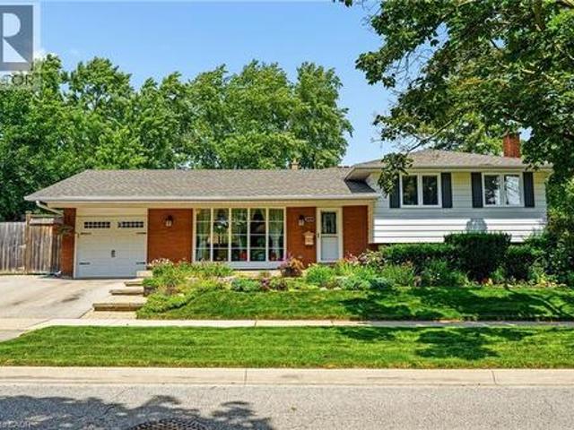 569 Parkside Crescent, Burlington, ON, L7L 4H2 house for sale | Listing ID 40849 | Royal LePage