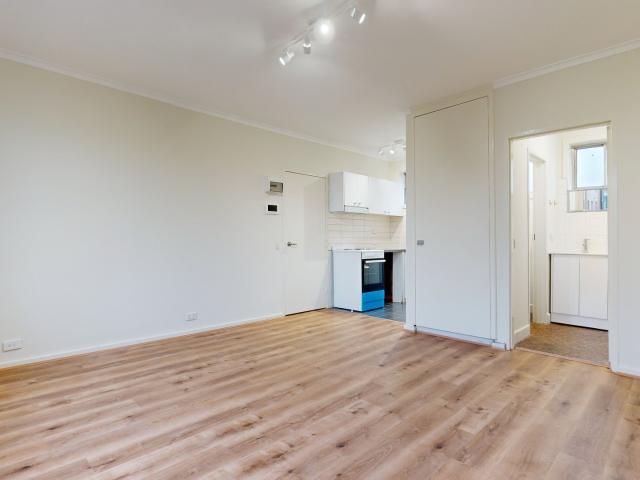 5/6 12 Raglan Place, South Melbourne
