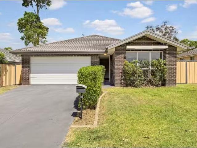 56 Tempranillo Crescent, Cessnock House for rent Listed by Ka.