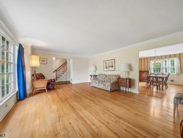 56 Tuxford Ter