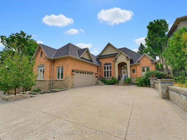 56 Academy Street, Hamilton, ON, L9G 2Y1 house for sale | Listing ID X13748 | Royal LePage