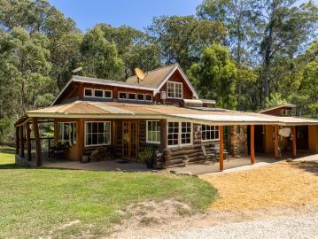 56 Acres of Tranquil Bushland Hideaway Sustainable Living at Its Best